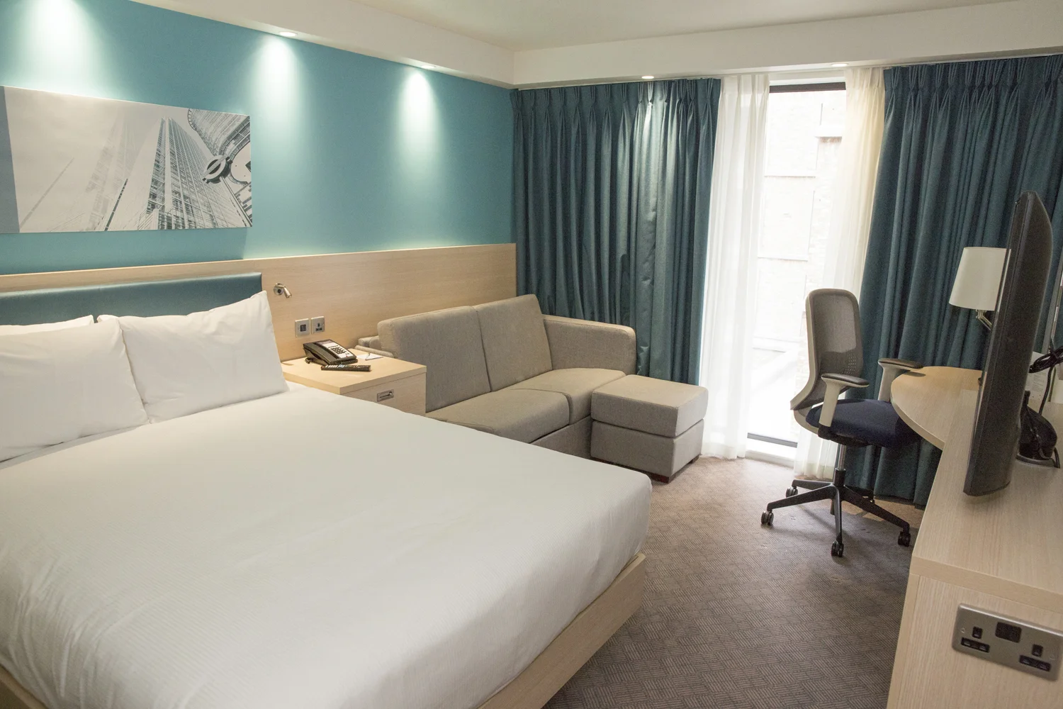 London Dockside Ltd. Hampton by Hilton, Beckton, London